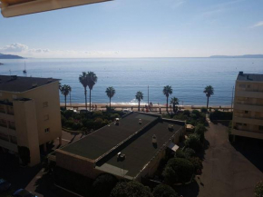 Appartement en bord de mer avec ascenseur - Le Lavandou - FR-1-308-77